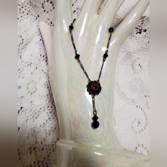 LIZ PAIACIOS Red Crystal 1920s Style Necklace - Picture 3 of 6